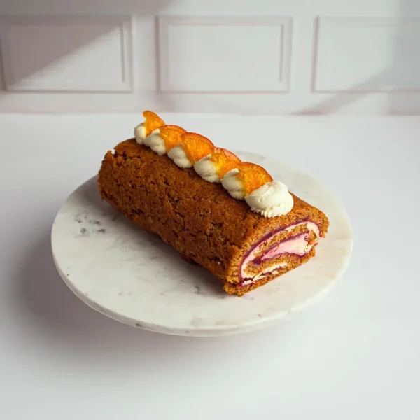 Ruladă Carrot Cake
