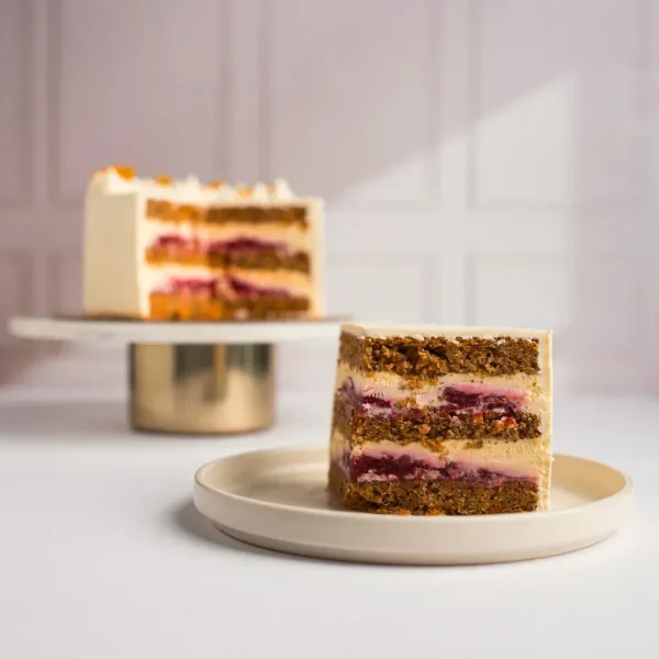 Tort Carrot Cake